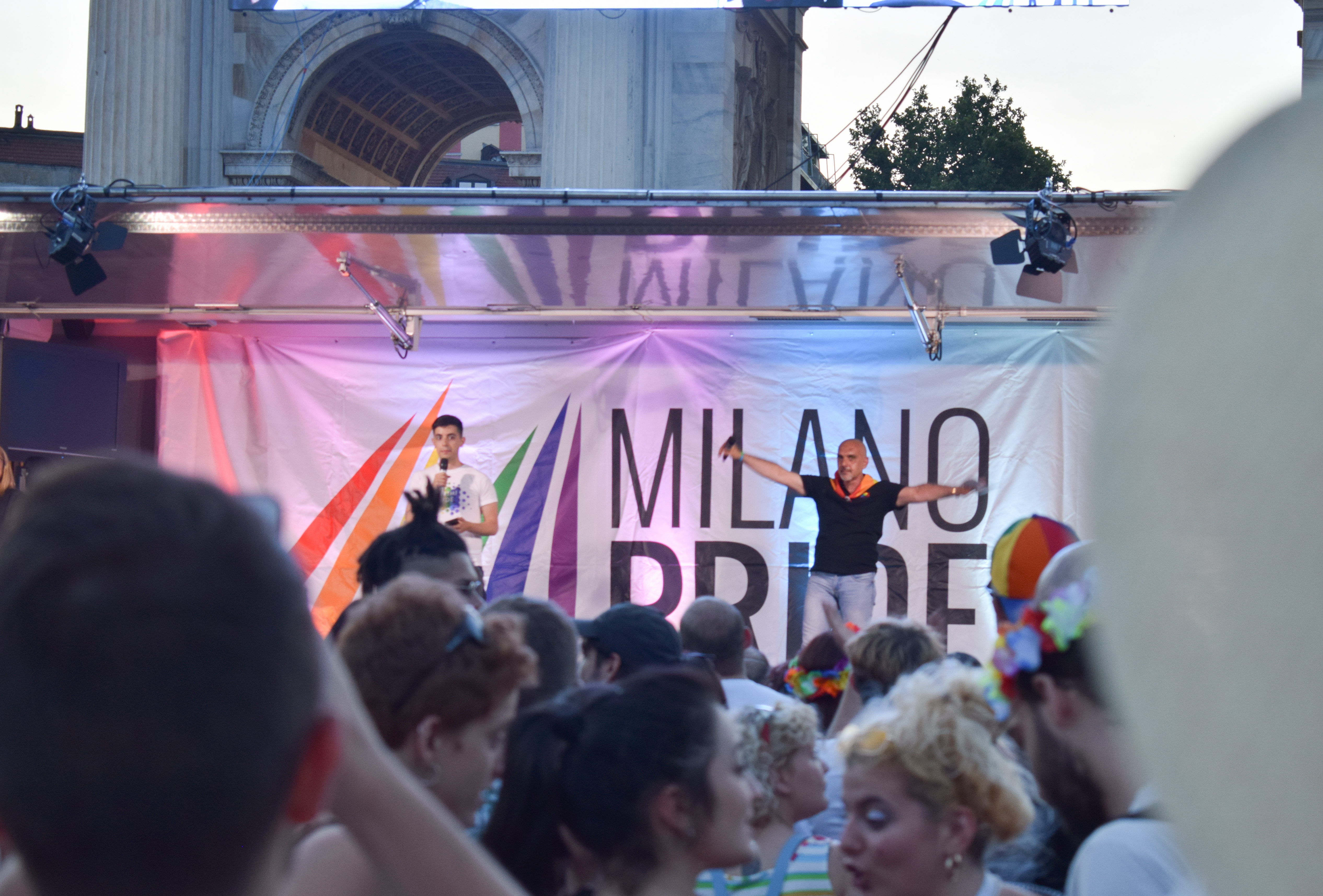 Il palco del Milano Pride 2021